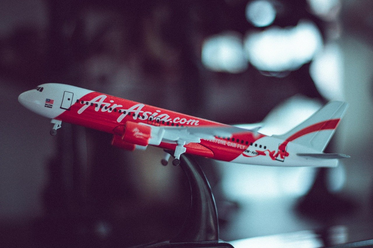 Flight Wars: Malaysia Airlines vs AirAsia SuperApp